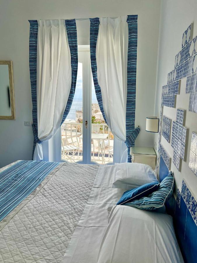 Hotel Villa Delle Palme In Positano Exterior photo