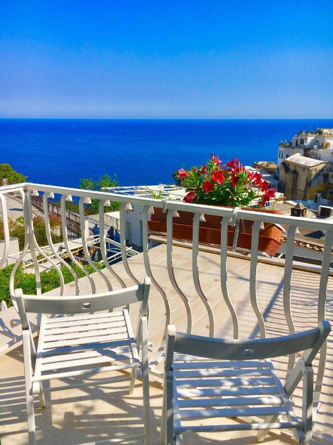 Hotel Villa Delle Palme In Positano Exterior photo